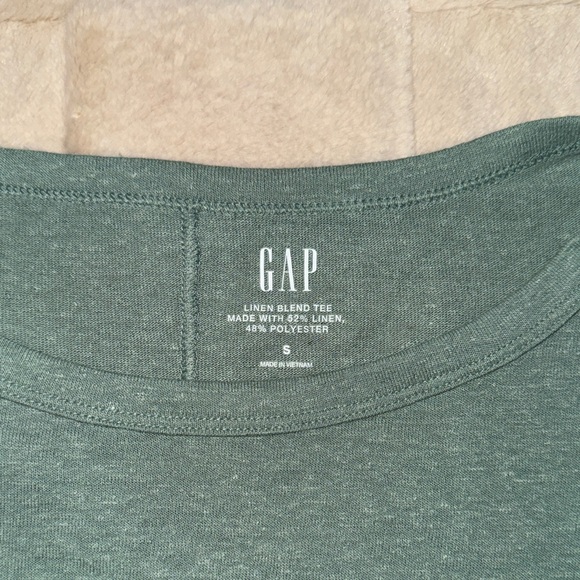 GAP Women's Forest Green Long Sleeve Tee - Picture 2 of 3